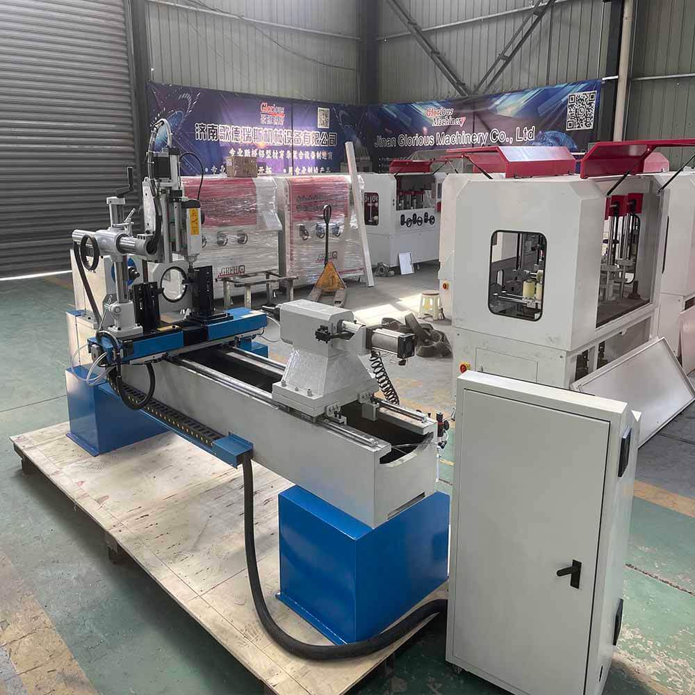 vendita di macchine professionali per la lavorazione del legno CNC