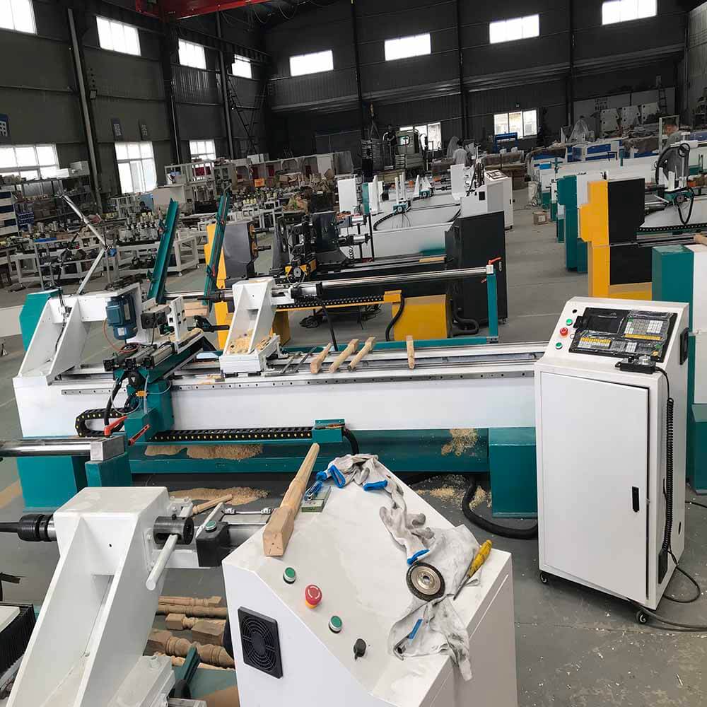Tour à bois CNC, machine de tournage à bois CNC pour batte de baseball