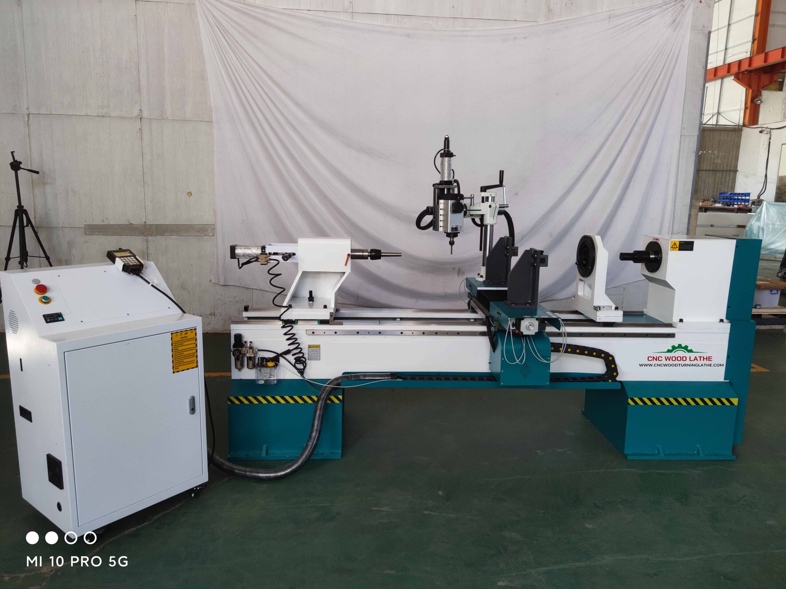 1530 cnc wood turning lathe