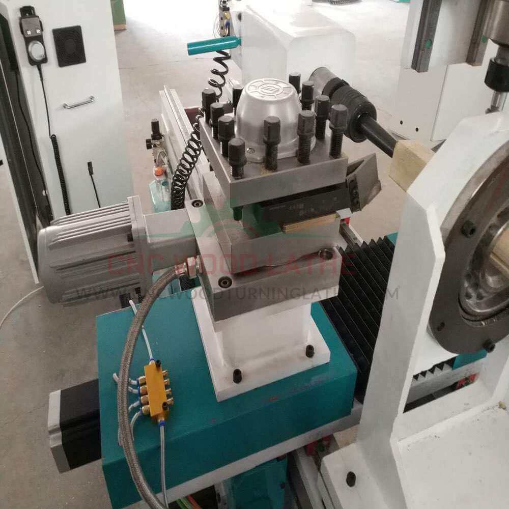 4 Tool Auto Change Cnc Lathe Machine