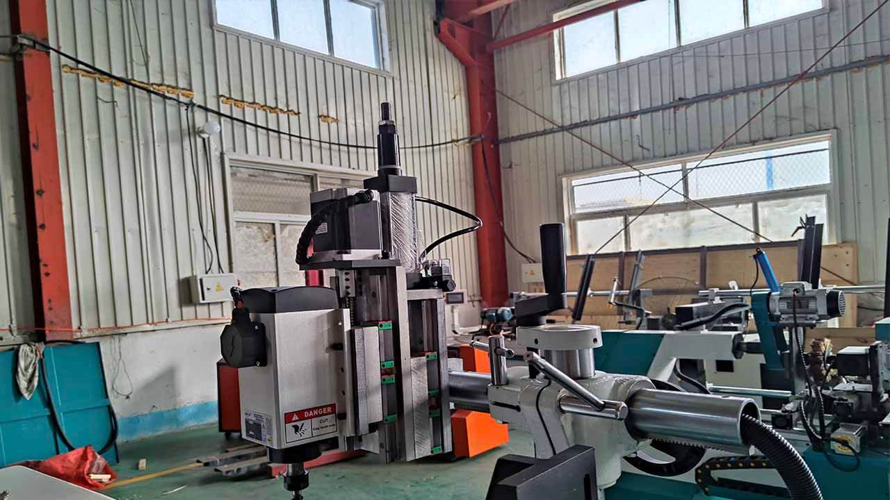 turning Wood Lathe Machine 001
